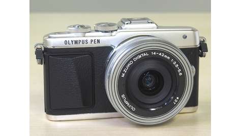 Беззеркальный фотоаппарат Olympus Pen E-PL7 Kit Silver